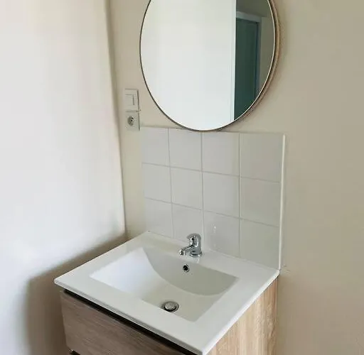 Charles De Gaulle V * Castres (Tarn)